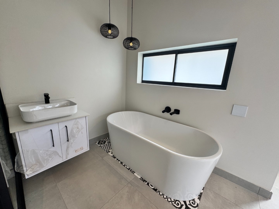 3 Bedroom Property for Sale in Helderzicht Eco Estate North West